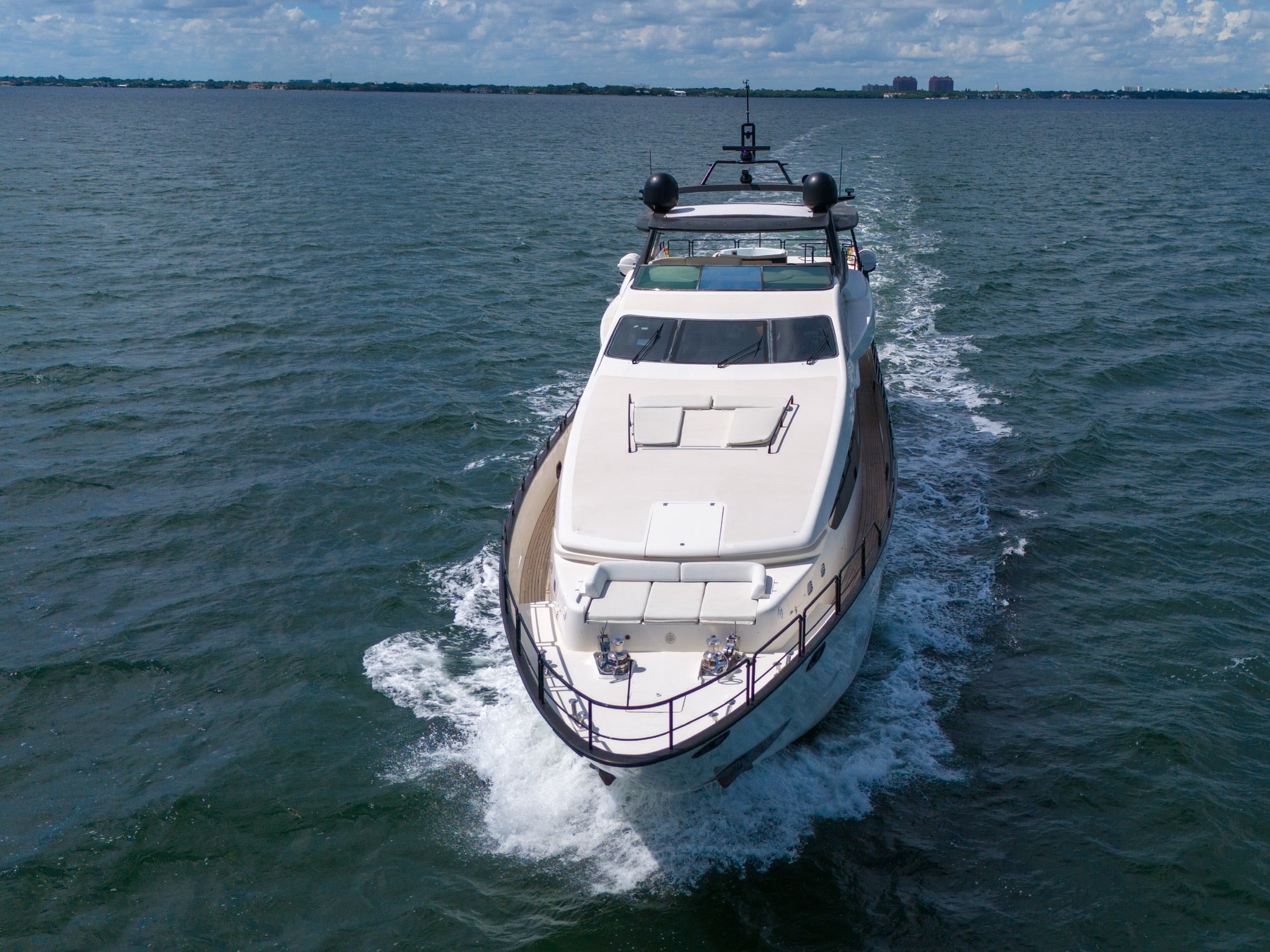 AZIMUT 130ft
